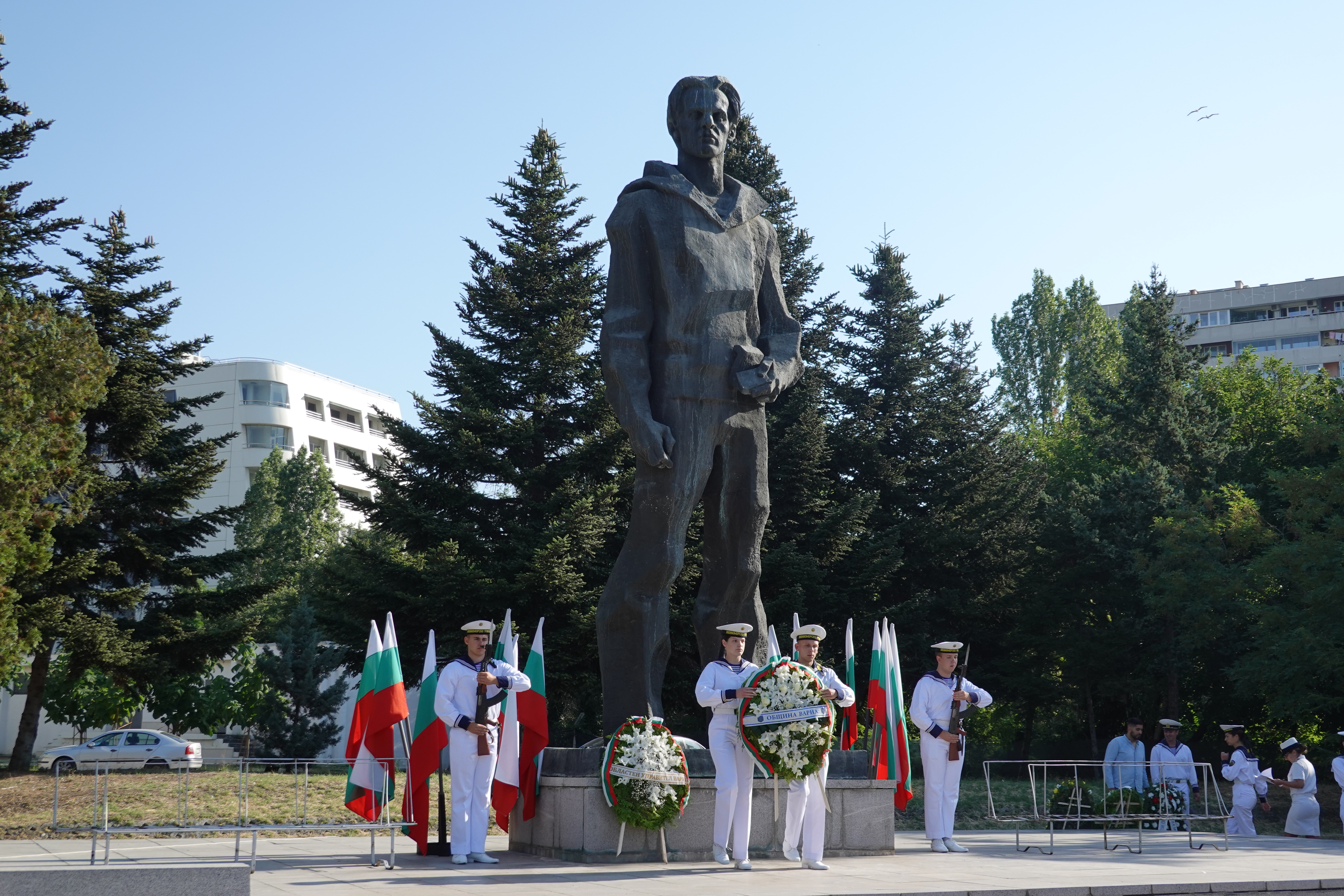 Свързани файлове